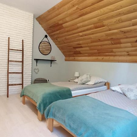 Gasthaus Zacisze Drwala Lutowiska Zimmer foto