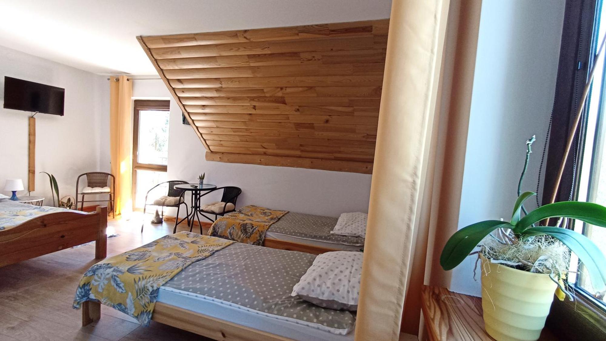 Gasthaus Zacisze Drwala Lutowiska Zimmer foto